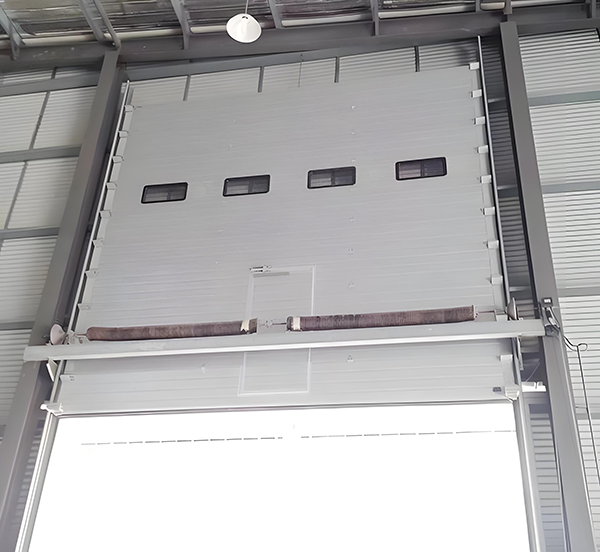 礼县工业滑升门