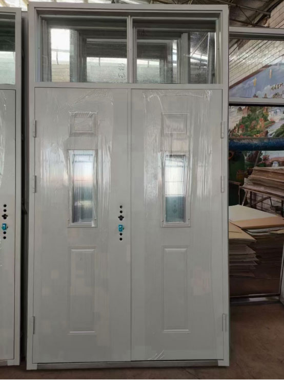 礼县学校教室门