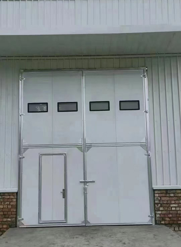 礼县工业门在设备装配车间出入口的实施记录