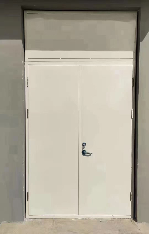 展览馆项目完成大跨度礼县防火门安装